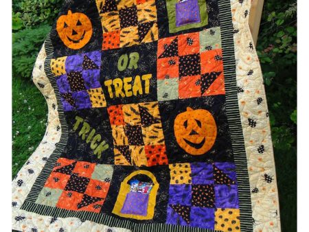 Candy Hunt Quilt Pattern CTG-152 - Paper Pattern Sale